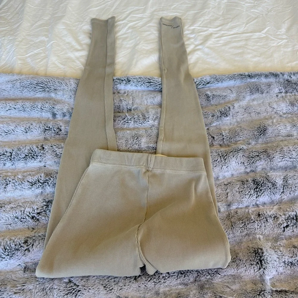 Vanessa Hong/ Bridgette Herskind Leggings - Picture 6 of 6